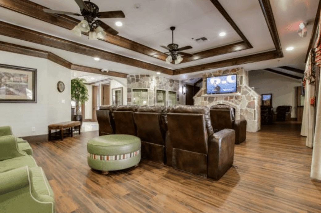 Avalon Memory Care – Edinburg - Gallery image