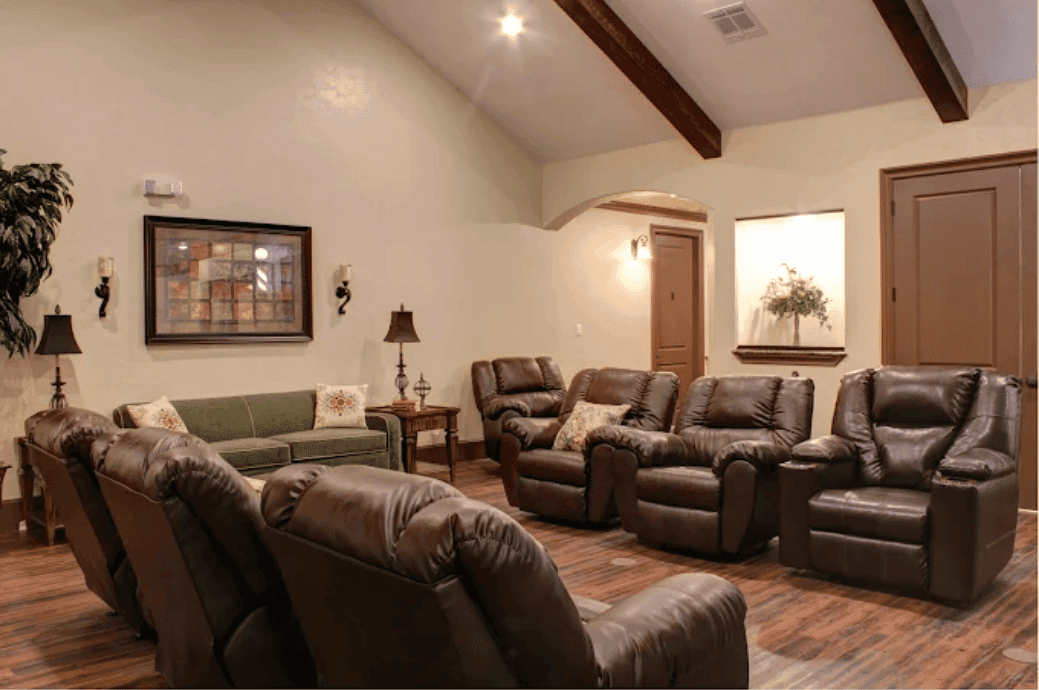 Avalon Memory Care – Tuckerton - Gallery image