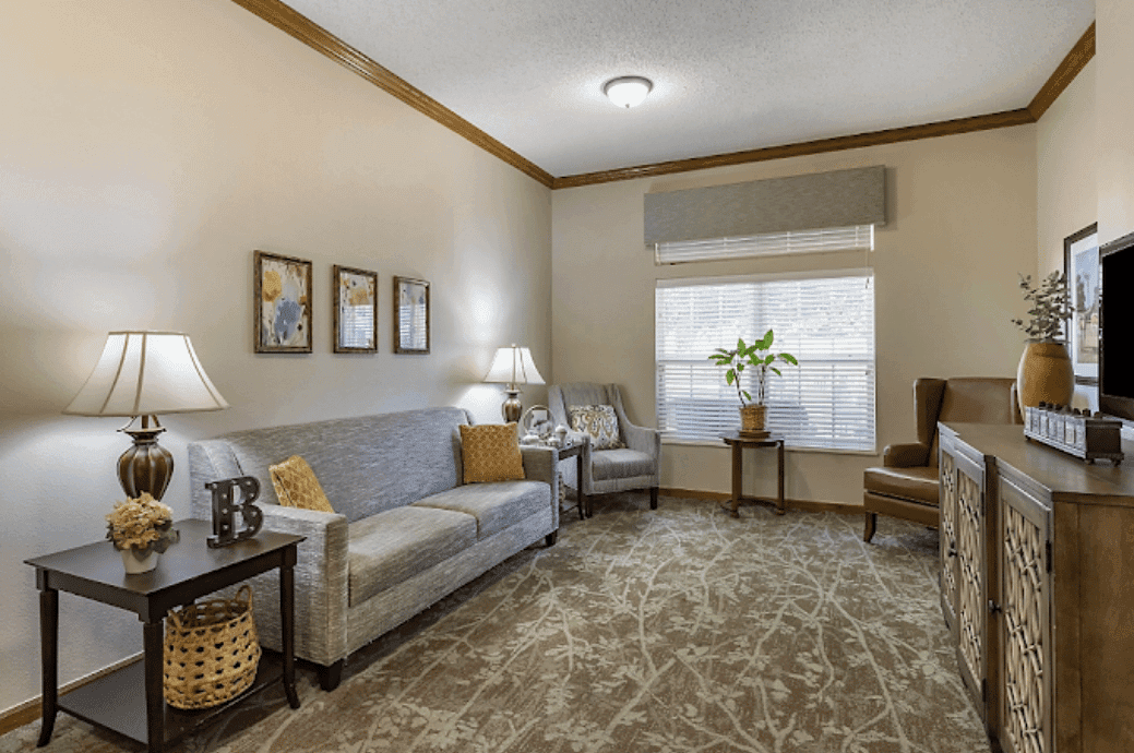 Whitby Pointe Senior Living - Gallery image